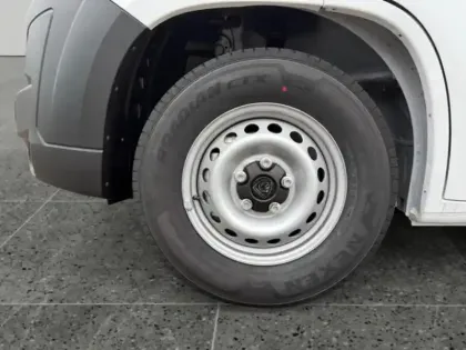 Photo 13 Peugeot Boxer  Fg L2H2 3.5 140ch S&S BVA 8 TOLE