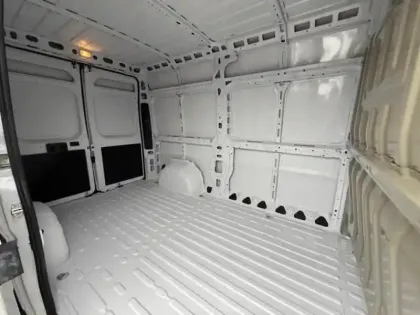 Photo 12 Peugeot Boxer  Fg L2H2 3.5 140ch S&S BVA 8 TOLE