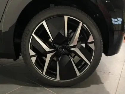 Photo 6 Peugeot 208  1.2 100ch S&S Envy