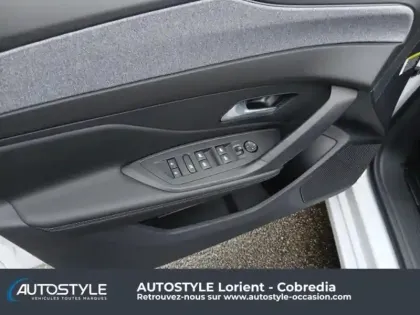 Photo 13 Peugeot 308  1.5 BlueHDi 130ch S&S Allure EAT8