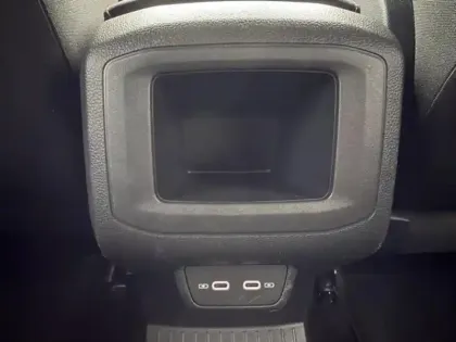 Photo 9 Volkswagen T-cross  1.0 TSI 116ch R-Line Edition DSG7