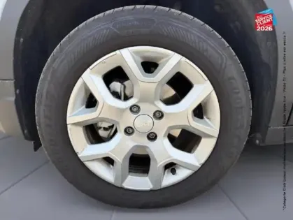 Photo 9 Jeep Avenger  1.2 Turbo T3 100ch Altitude