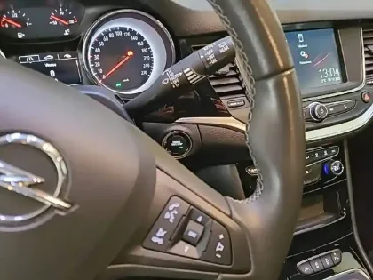 Photo 30 Opel Astra  1.2 Turbo 110 ch BVM6