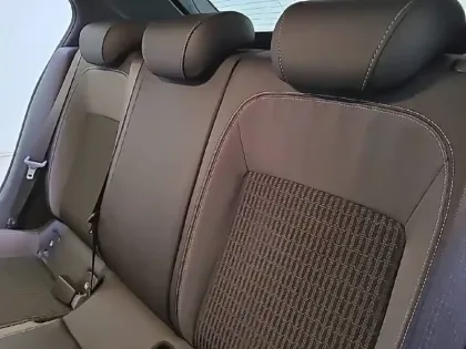 Photo 11 Opel Astra  1.2 Turbo 110 ch BVM6