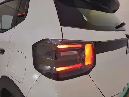 Photo 16 Citroën C3  Turbo 100 ch BVM6