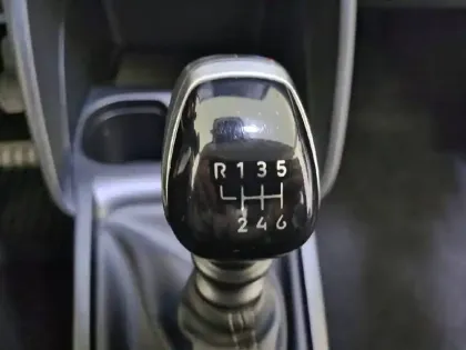 Photo 13 Citroën C3  Turbo 100 ch BVM6