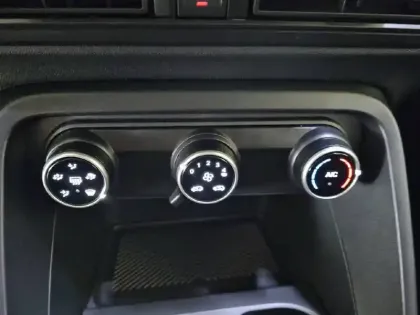 Photo 21 Citroën C3  Turbo 100 ch BVM6