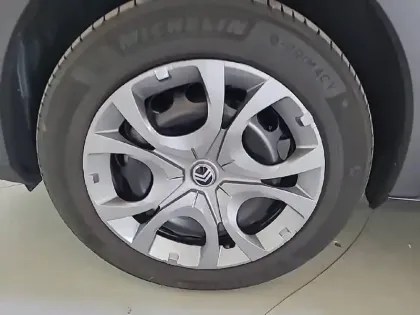 Photo 12 Citroën C3  Turbo 100 ch BVM6