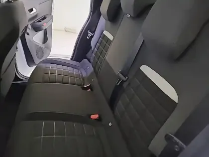 Photo 11 Citroën C3  Turbo 100 ch BVM6