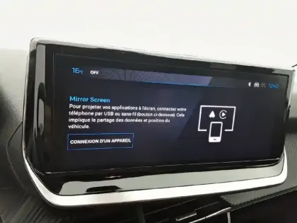 Photo 47 Peugeot 208  Hybrid 100 e-DCS6