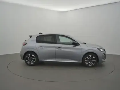 Photo 30 Peugeot 208  Hybrid 100 e-DCS6