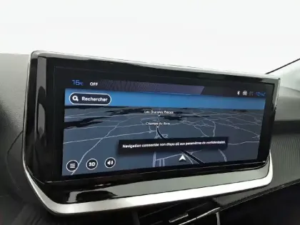 Photo 45 Peugeot 208  Hybrid 100 e-DCS6