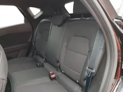 Photo 11 Renault Captur  E-Tech full hybrid 145 ch