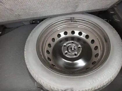 Photo 13 Renault Captur  E-Tech full hybrid 145 ch