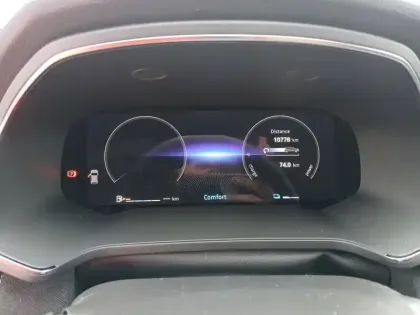 Photo 14 Renault Captur  E-Tech full hybrid 145 ch