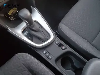 Photo 18 Toyota Yaris  Cross Hybride 116h 2WD