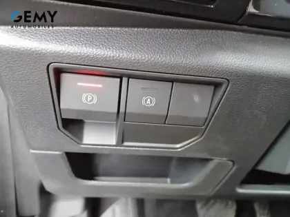 Photo 14 Renault Austral  E-Tech full hybrid 200 GSR2