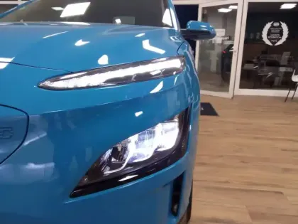 Photo 39 Hyundai Kona  Electrique 39 kWh - 136 ch