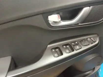 Photo 65 Hyundai Kona  Electrique 39 kWh - 136 ch