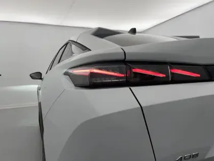 Photo 27 Peugeot 408  Hybrid 136 e-DCS6