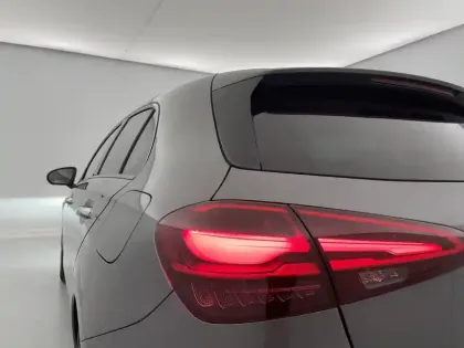 Photo 27 Mercedes Classe A  180 7G-DCT