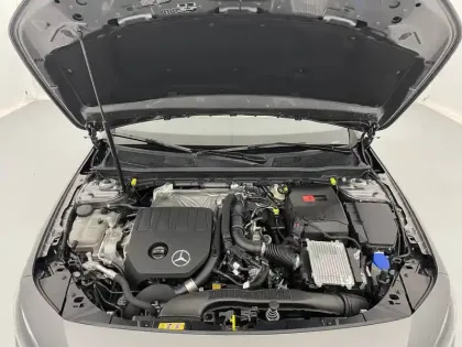 Photo 19 Mercedes Classe A  180 7G-DCT