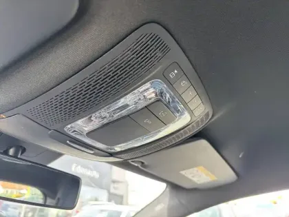 Photo 30 Mercedes Classe A  180 7G-DCT