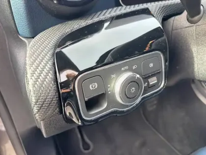 Photo 17 Mercedes Classe A  180 7G-DCT