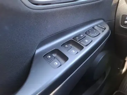 Photo 63 Hyundai Kona  1.6 GDi Hybrid