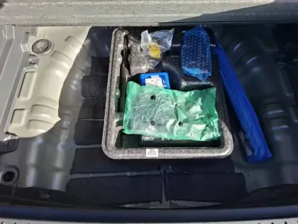 Photo 56 Hyundai Kona  1.6 GDi Hybrid