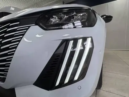 Photo 74 Peugeot 208 Gén. II Ph2 Allure 5