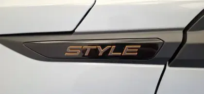 Photo 72 Peugeot 2008  100 S&S BVM6