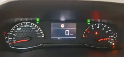 Photo 65 Peugeot 2008  100 S&S BVM6