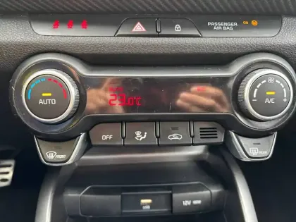 Photo 22 Kia Stonic  1.0 T-GDi 120 ch MHEV DCT7