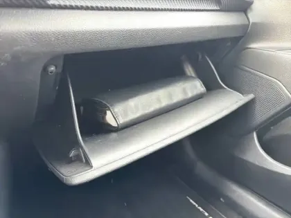 Photo 27 Kia Stonic  1.0 T-GDi 120 ch MHEV DCT7