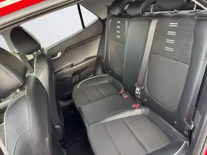 Photo 12 Kia Stonic  1.0 T-GDi 120 ch MHEV DCT7