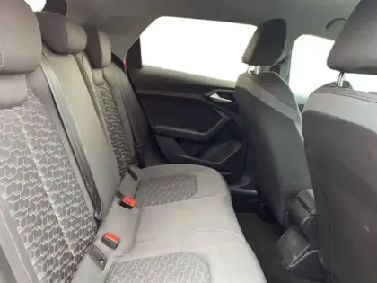 Photo 9 Audi A1  Sportback 25 TFSI 95 ch S tronic 7