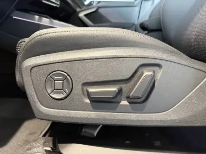 Photo 11 Audi A3  Sportback TFSI e Hybride rechargeable 204 S tronic 6