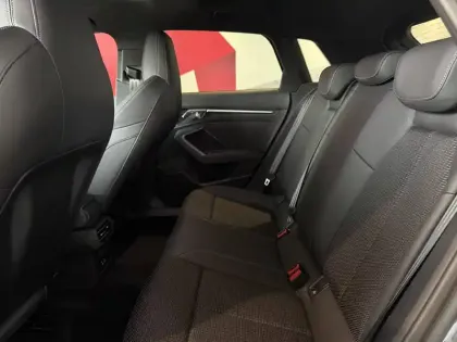 Photo 8 Audi A3  Sportback TFSI e Hybride rechargeable 204 S tronic 6