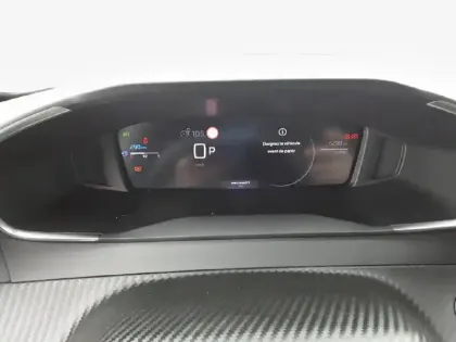 Photo 9 Peugeot 2008  Hybrid 145 e-DCS6