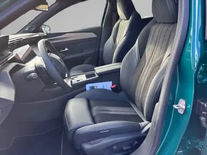 Photo 31 Peugeot 308  Hybrid 145 e-DCS6