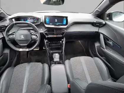 Photo 7 Peugeot 208  Electrique 50 kWh 136ch