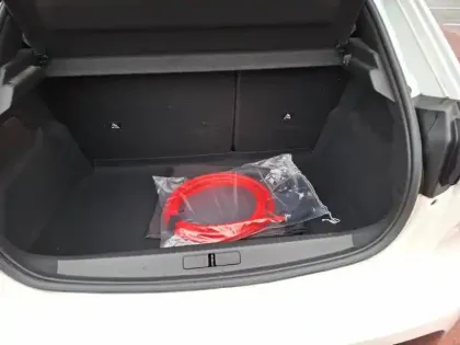 Photo 29 Peugeot 208  Electrique 50 kWh 136ch