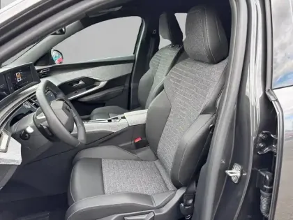 Photo 30 Peugeot 3008  Electrique 210 ch 73 kWh