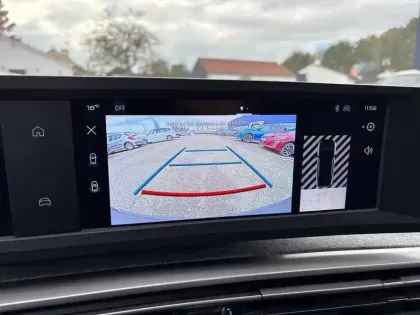 Photo 38 Peugeot 3008  Electrique 210 ch 73 kWh