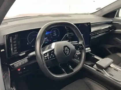 Photo 18 Renault Austral  E-Tech hybrid 200