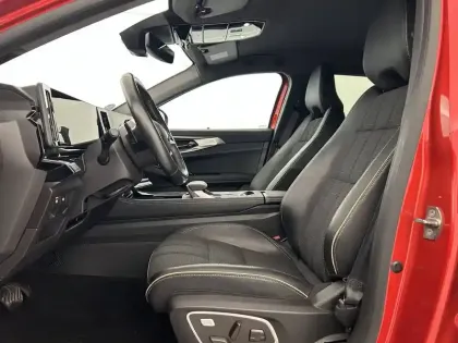 Photo 17 Renault Austral  E-Tech hybrid 200