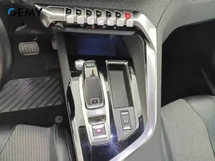 Photo 15 Peugeot 5008  PureTech 130ch S&S EAT8