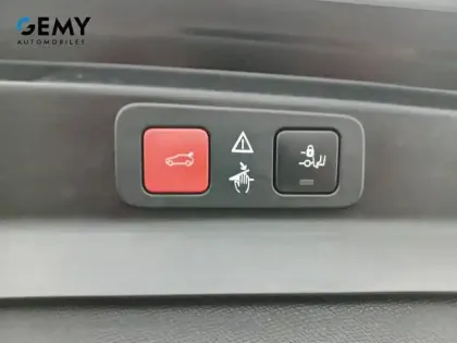 Photo 11 Peugeot 5008  PureTech 130ch S&S EAT8