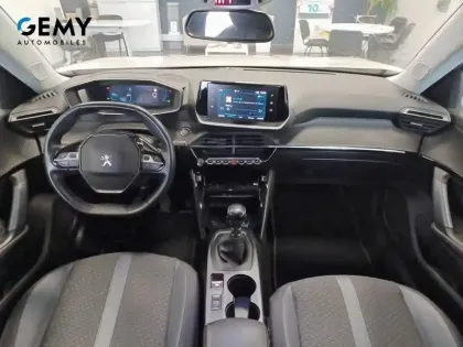 Photo 7 Peugeot 2008  PureTech 130 S&S BVM6